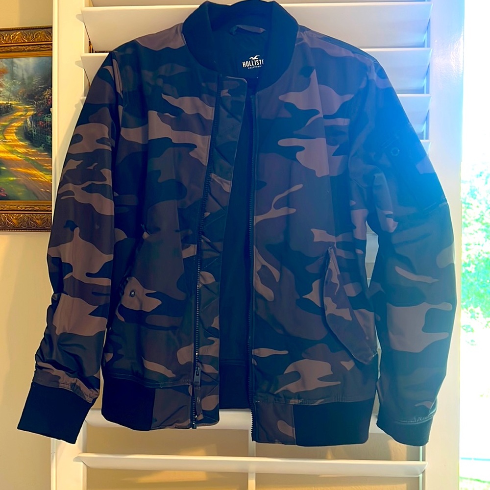 Hollister jacket
